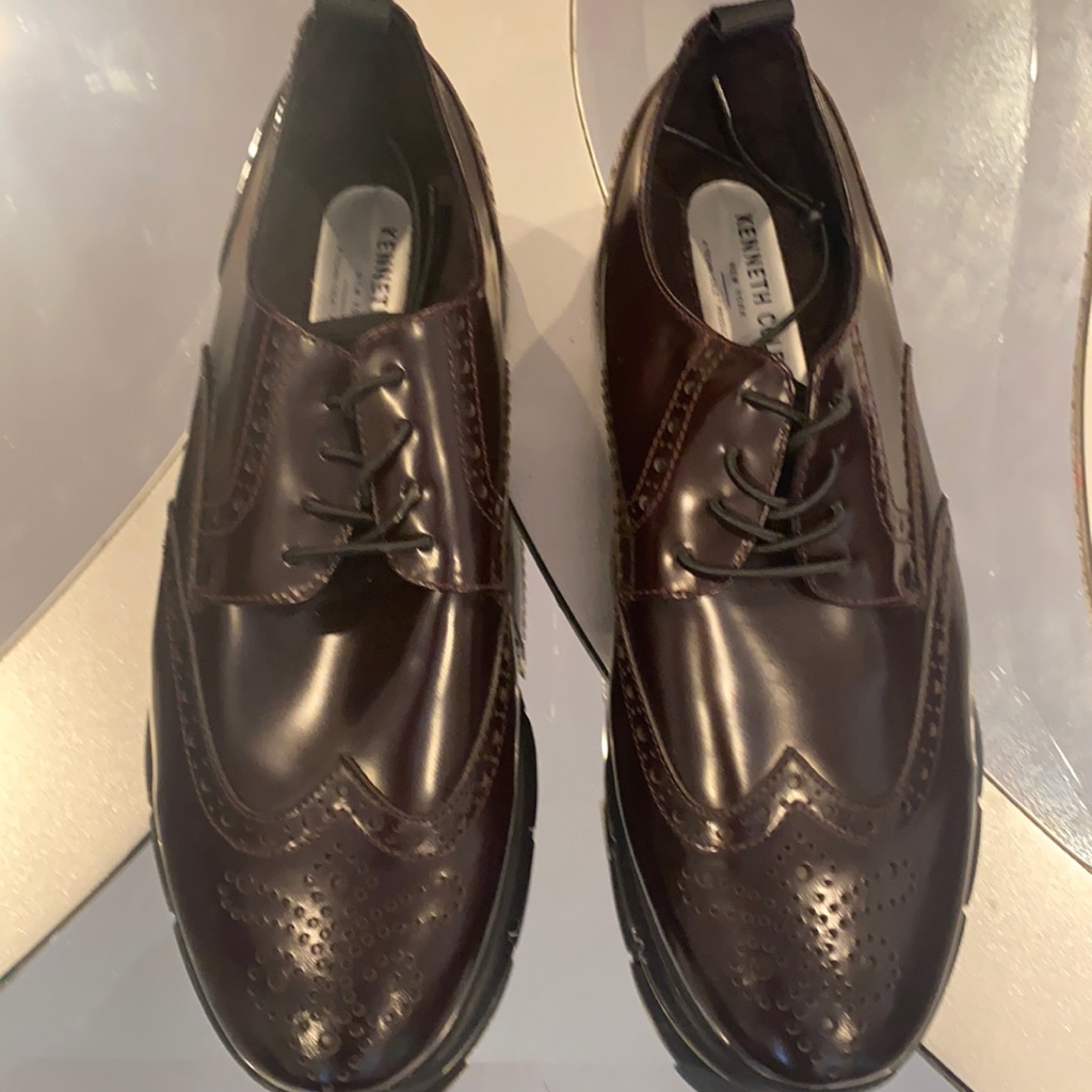 Gorgeous Brand New Kenneth Cole Brand New